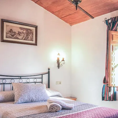 6 Bedroom In בית נופש Villanueva del Rosario